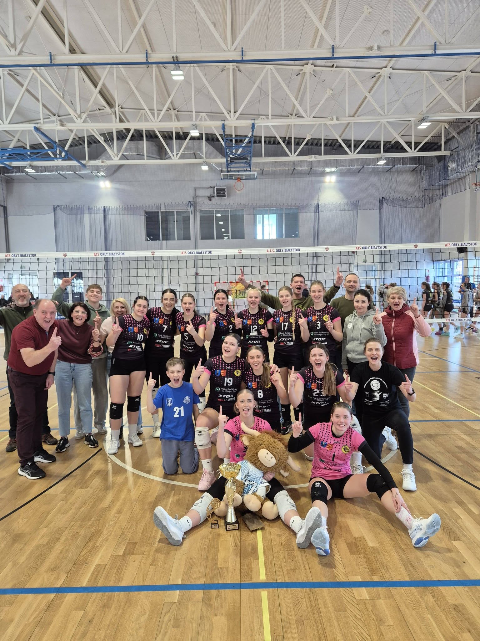 Juniorki Pogoń-Poprad pewnie awansują do półfinału Mistrzostw Polski!